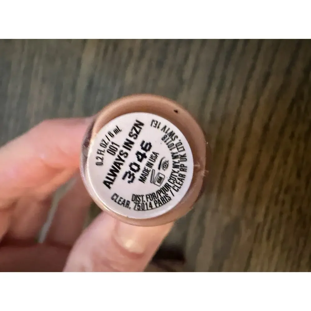 Kylie Cosmetics Matte Liquid Eye Shadow Color “Always In Szn” 6ml NWT FULL SIZE